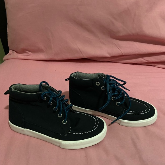 Gymboree Boys Size 13, Black Canvas Sneaker. New Never Worn. - Picture 2 of 2